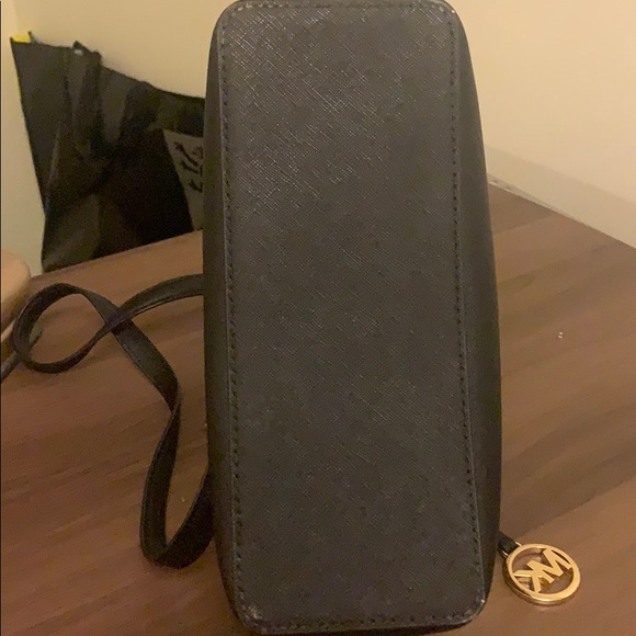 Michael Kors - Svannah Small Satchel Crossbody Bag - Picture 7 of 7